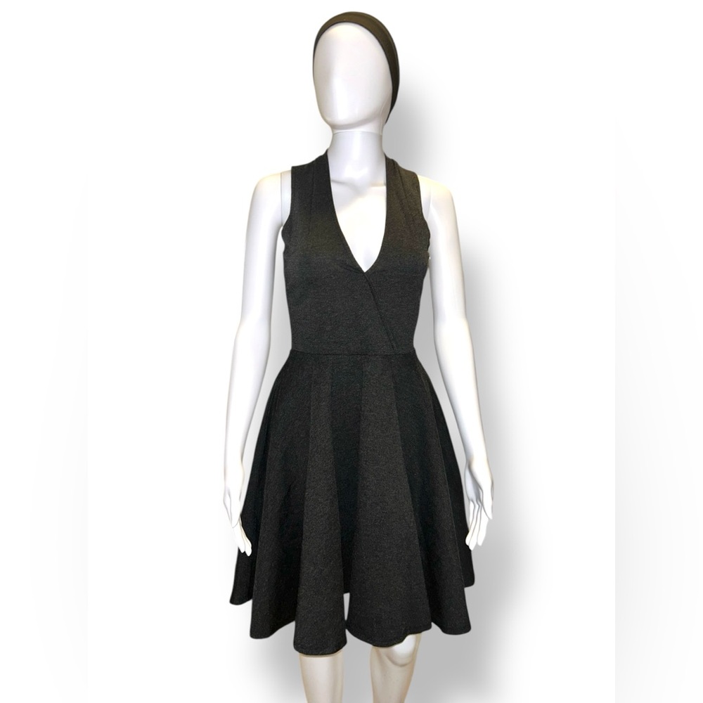 Pookie and Sebastian • Fit and Flair A-Line Dress, Vee Neck, Sleeveless, Small